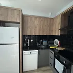 別荘 Palmiye Havuzlu Dag Manzarali Goeynuek Kemer