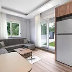 Palmiye Havuzlu Dag Manzarali Goeynuek Kemer * アンタルヤ