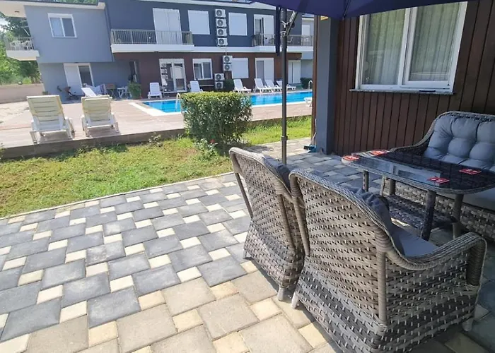 Dom wakacyjny Palmiye With Pool In Goeynuek Antalya