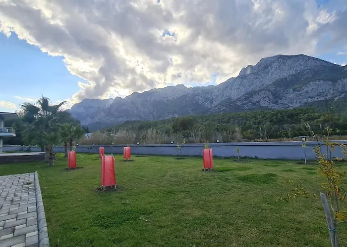 Palmiye With Pool In Goeynuek *