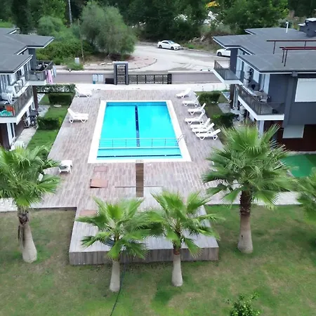 Palmiye With Pool In Göynük Antalya