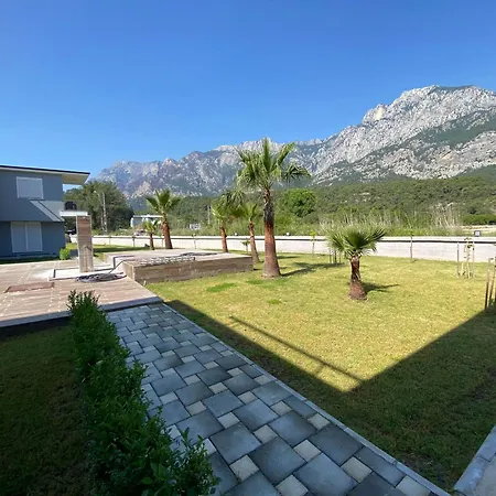 度假居 Palmiye Havuzlu Dag Manzarali Goeynuek Kemer